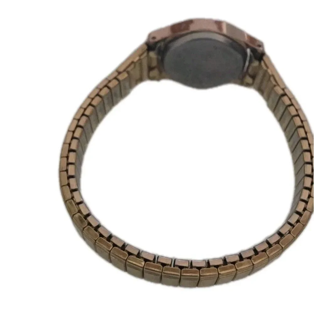 Vintage Timex Quartz Ladies Watch Gold Tone Expansion Band Oval Case - Working